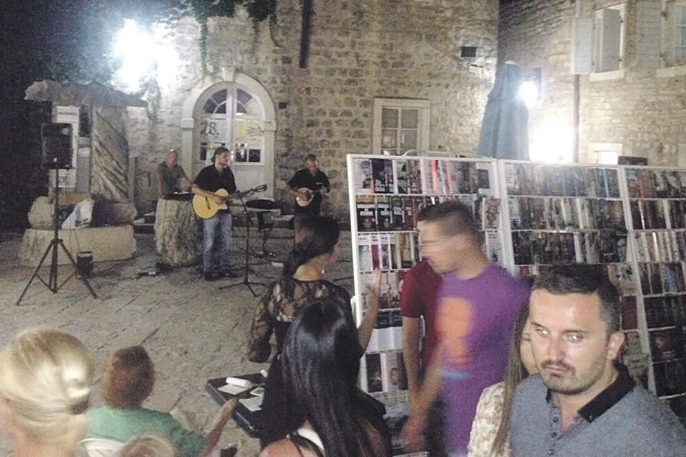 Muzika ljeta, Trg pjesnika, Foto: Vuk Lajović