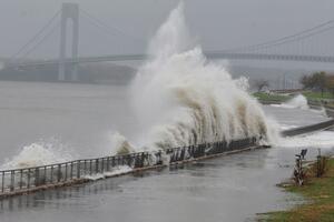 Meksiko: Uragan "Mari" donosi vjetar od 200 km/h