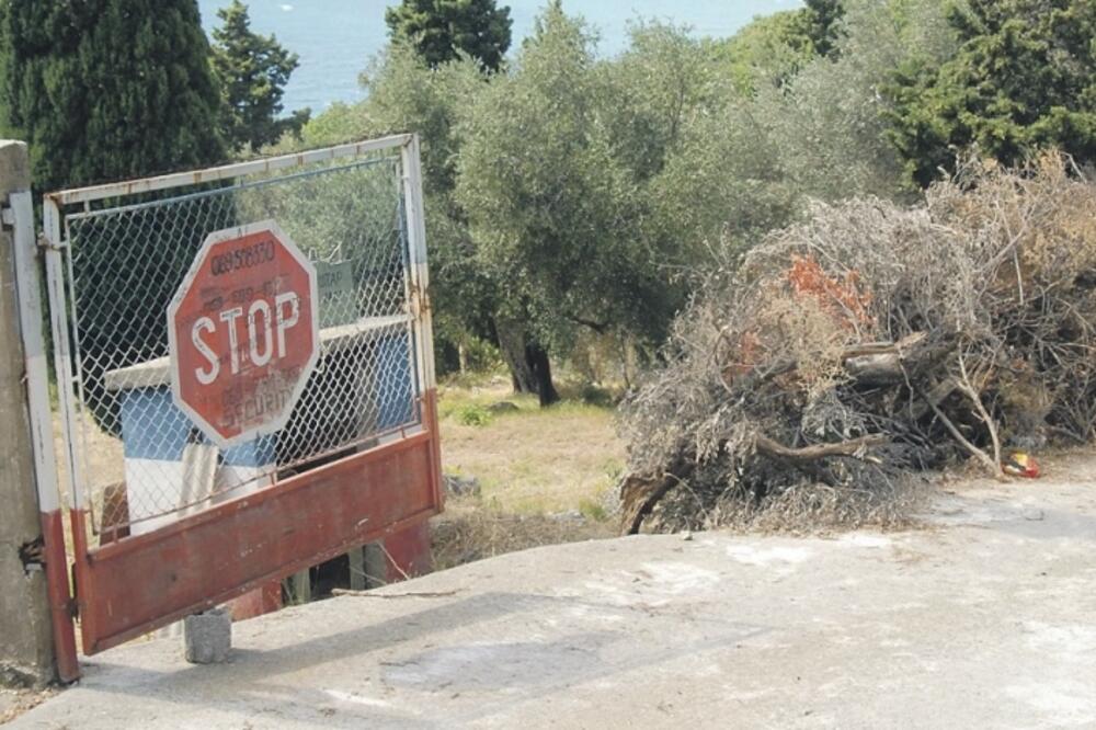vojna baza, Skočidjevojka, Foto: Savo Prelević