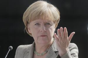 Merkel: Za vraćanje Krima potrebni strpljenje i napor