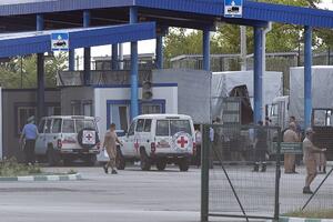 Prvi ruski humanitarni konvoj u "ničijoj zemlji"