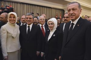 Gul odlazi, prva dama Turske nezadovoljna