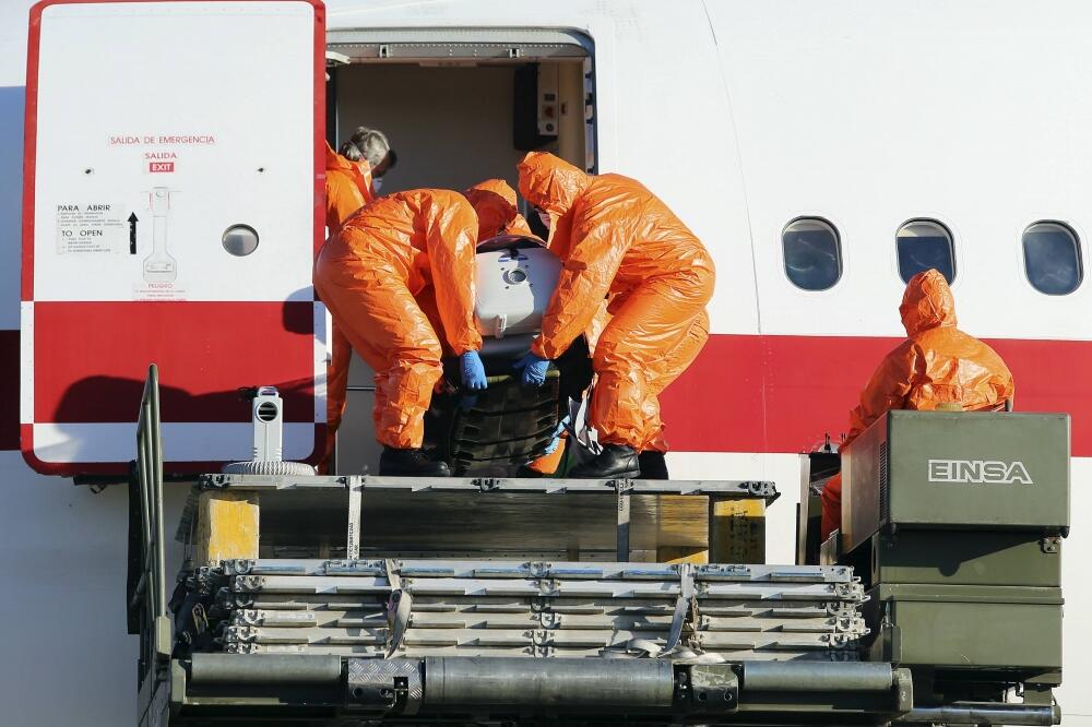 Liberija, ebola, španski sveštenik, Foto: Reuters