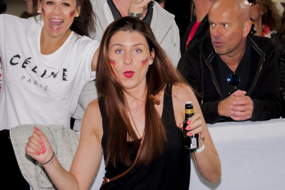 Berlin, Pivo, Provod, Djevojke, Foto: Shutterstock