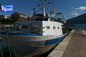 Crna Gora nema ribarsku luku: Ribari iz godine u godinu slušaju...