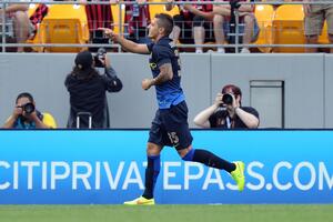 Juventus za Jovetića nudi 17 miliona