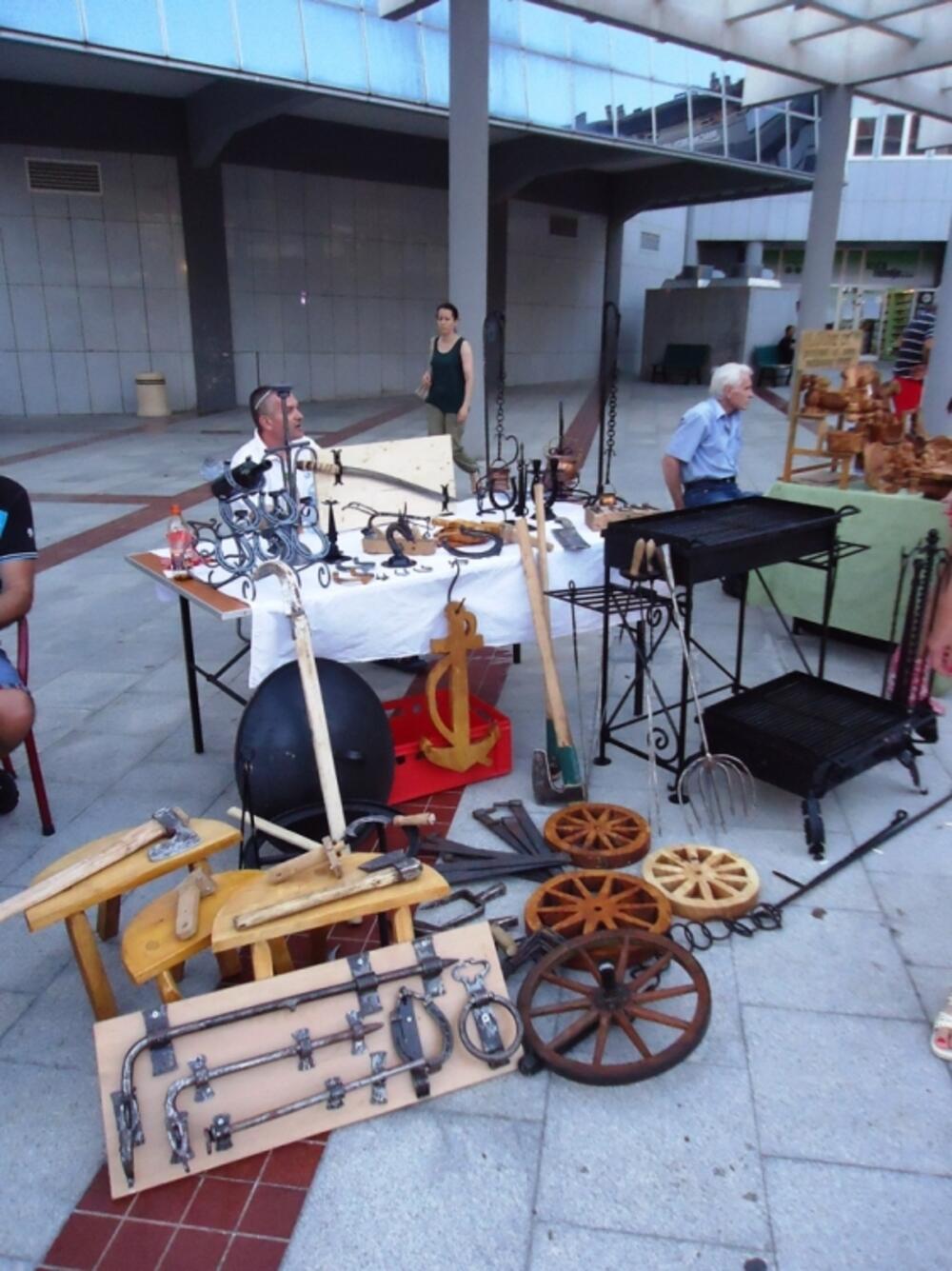 Sajam suvenira, Tivat