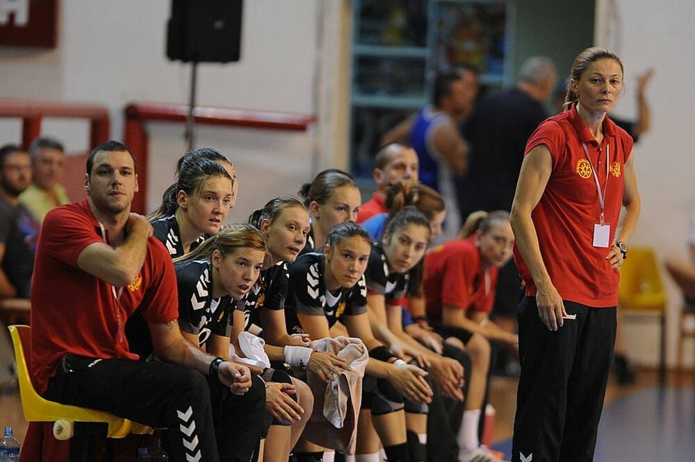 Kadetkinje Crne Gore, Foto: Www.wch-mkd2014.mk