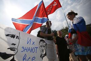 Demonstranti u Moskvi pozivaju Putina na akciju u Ukrajini