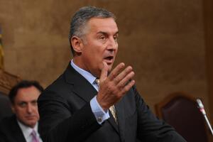 Dan: Đukanović saslušan u istrazi o ubistvu Jovanovića