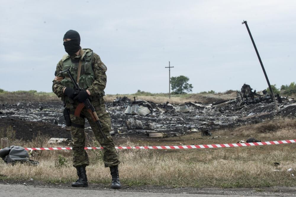 Ukrajina, pali avion, Foto: Beta/AP