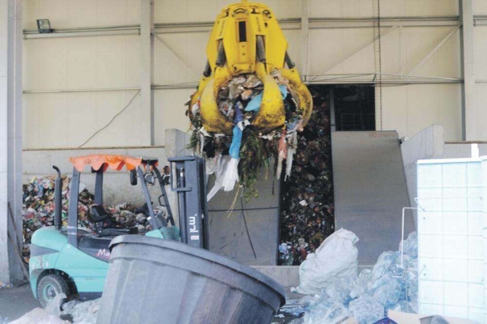 Otpad, reciklaža, Foto: Boris Pejović