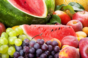 Rusija zabranjuje uvoz voća i povrća iz Poljske