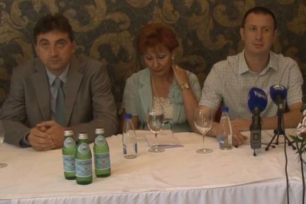 Kočetanović, Gavrilović i Mračević