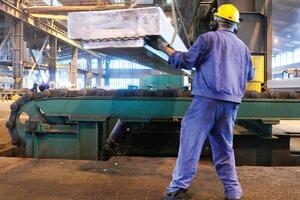 Pred sami bankrot, plate u KAP-u bile i preko 6.000 eura