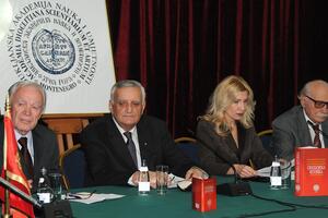 Dio DANU: Promovišu se koalicije koje vraćaju Crnu Goru u...