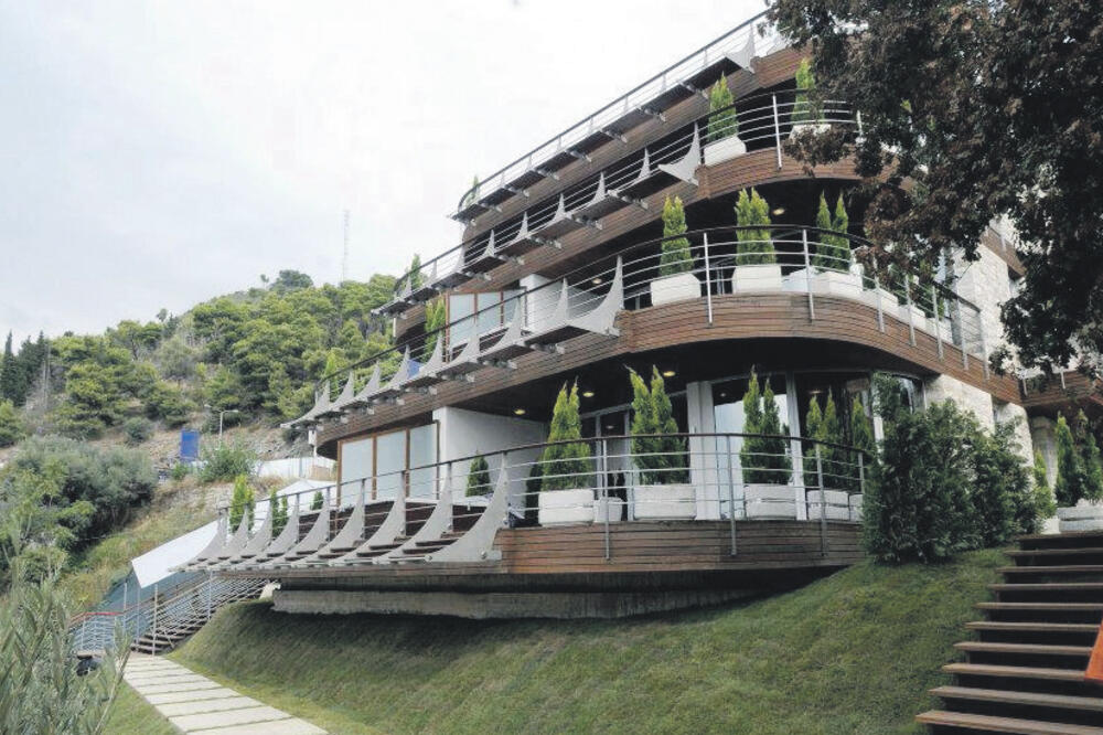 Zavala, Dukljanski vrtovi, Foto: Dukley Gardens