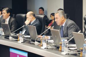 Đukanović se pita: Krše li ministri Ustav ili zakon