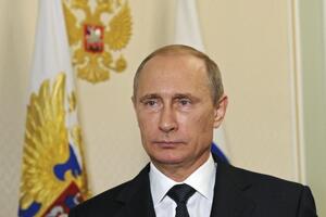 Putin: Ne koristiti MH17 u plaćeničke ciljeve