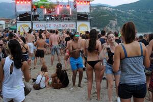 Sea Dance protekao mirno