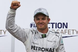 Rozberg produžio ugovor sa Mercedesom