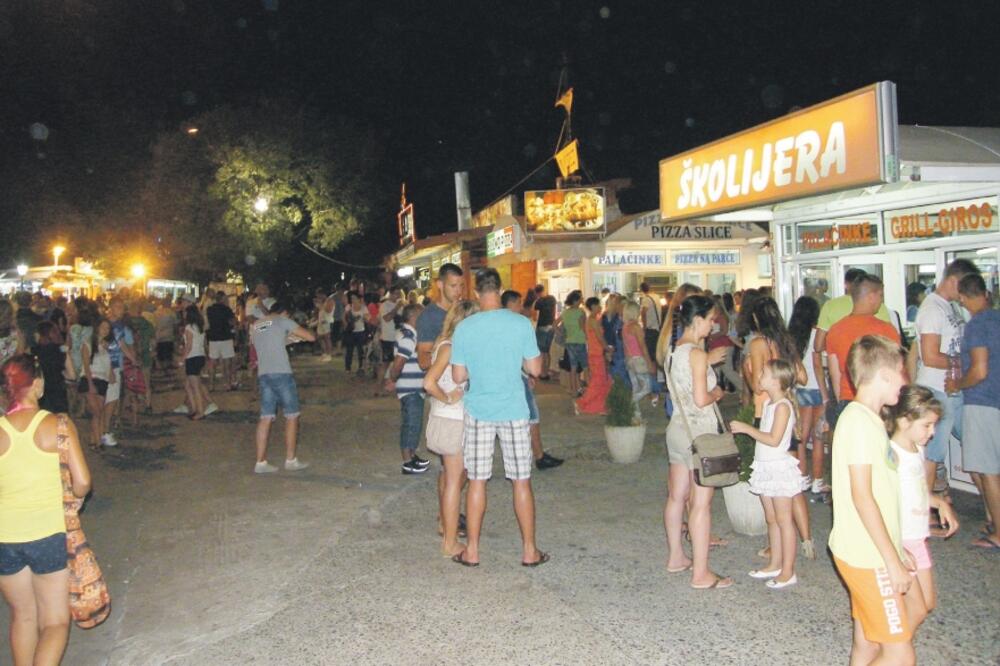 Budva, lokali, ugostitelji, Foto: Vuk Lajović