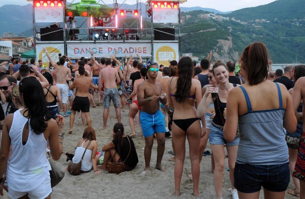 Rožer Sančez Sea Dance