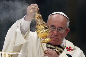 Papa obećao rješavanje pitanja celibata sveštenika