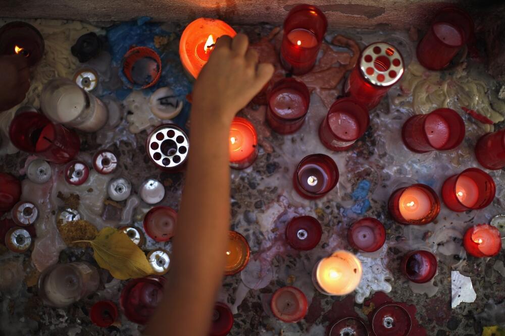 svijeće, Foto: Reuters