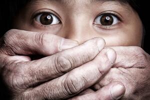 Indija: Silovali djevojčicu kako bi se osvetili njenom bratu