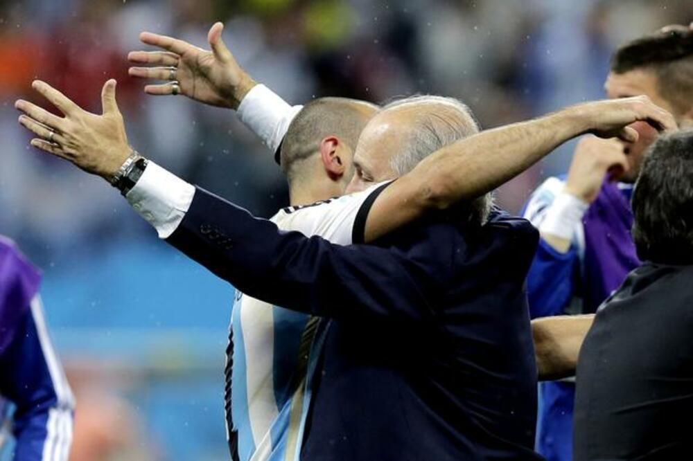 Sabelja, Foto: Beta/AP