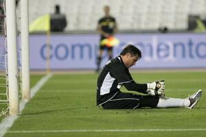 Dijego Alveš ostaje u Valensiji