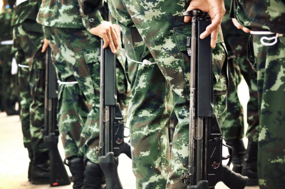 Armija, vojska, Foto: Shutterstock