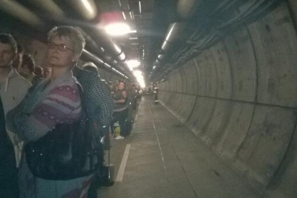 Eurotunel, zastoj, Foto: Twitter