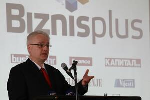 Josipović će se kandidovati za još jedan mandat predsjednika...