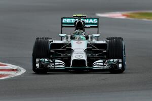 Rozbergu pol pozicija u Silverstonu