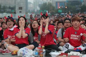 Bijesni Korejci burno dočekali svoje fudbalere