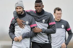 Vučinić u Al Džaziri za šest miliona godišnje?