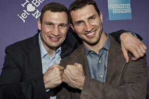 The Klitschko brothers are equipping the punishment battalion of the UDAR party: They separated...