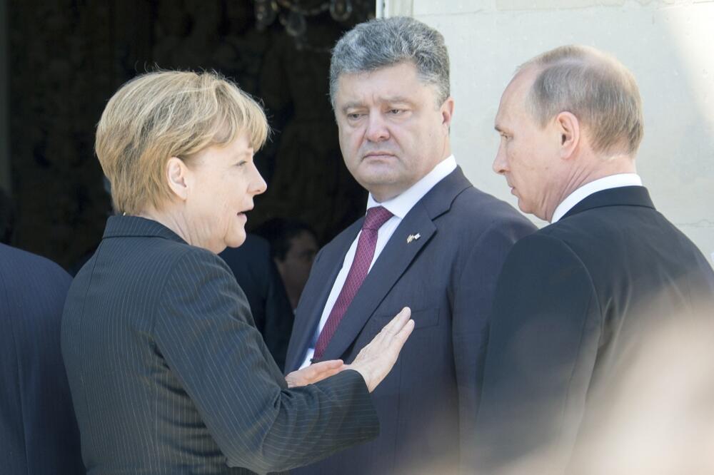Angela Merkel, Petro Porošenko, Vladimir Putin, Foto: Reuters