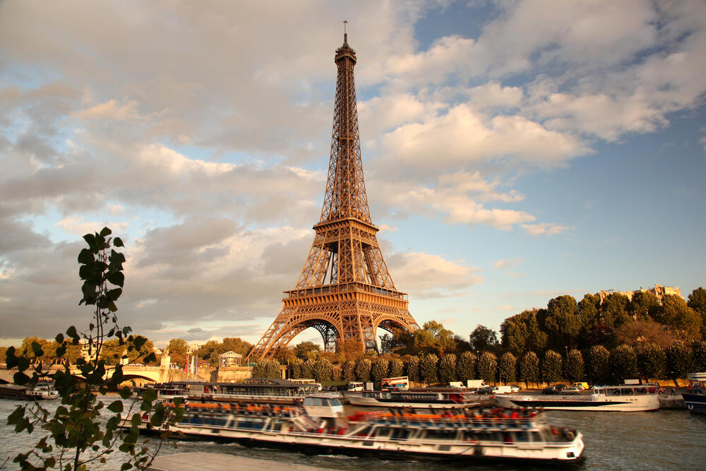 Ajfelova kula, Pariz