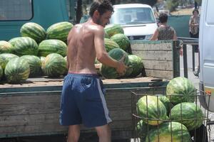 Grčka: Švercovao hašiš sa lubenicama