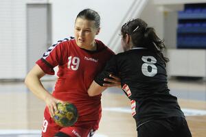 Kadetkinje Crne Gore remizirale sa juniorkama Srbije