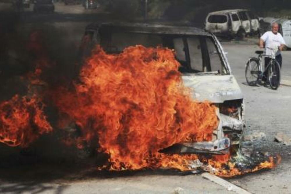 protest, Mitrovica, Kosovo, Park mira, Foto: Reuters
