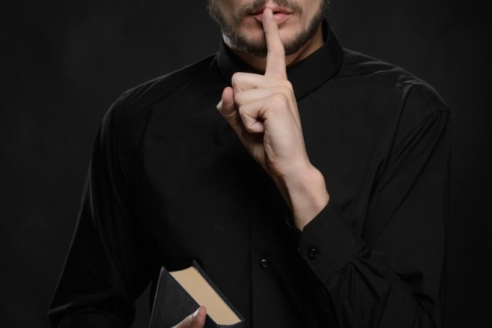 sveštenik, Foto: Shutterstock