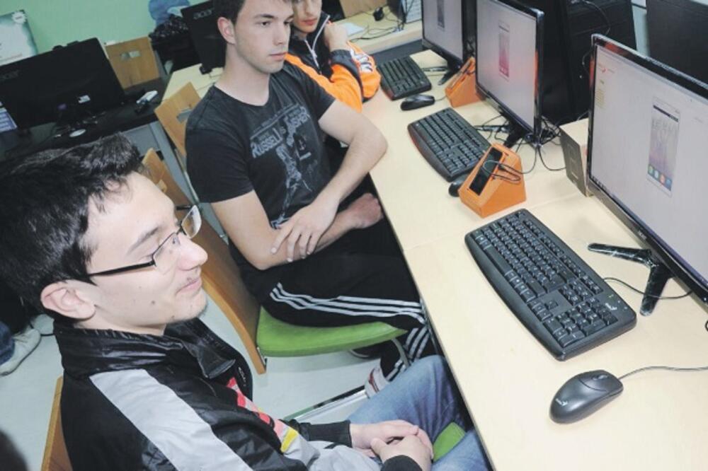 đaci, Nikšić, Foto: Ivan Petrušić