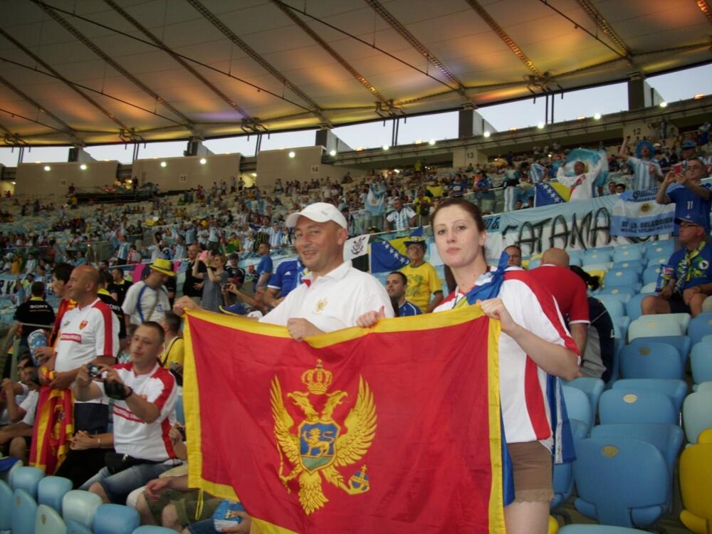 Crnogorci, navijači