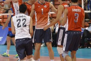 Amerikanci bolji u Čikagu, prvi poraz odbojkaša Srbije