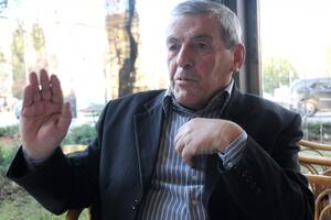 Kalamperović: Krađama vlast dolazi do pet, deset odsto na izborima