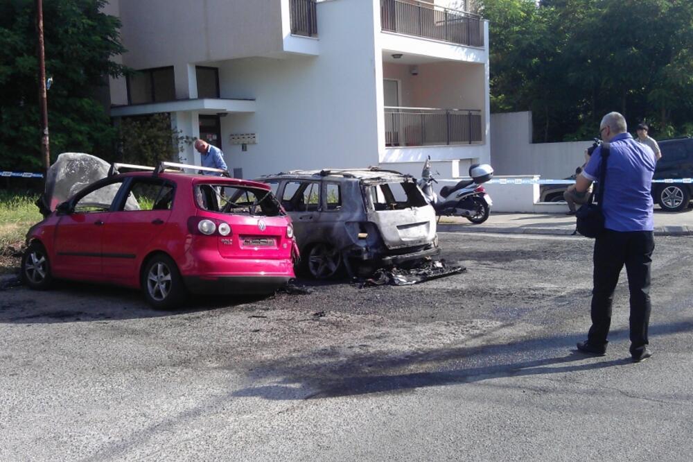 Podgorica zapaljena auta, Foto: Savo Prelević